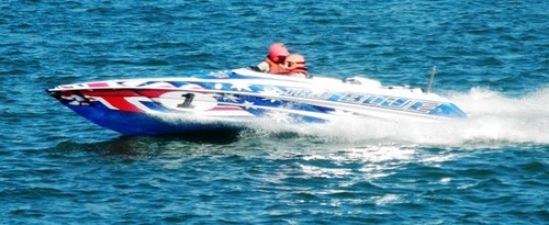 'Tru Blue', with Jason Walmsley behind, on the way to a close fought second in Open Men. ©  SW